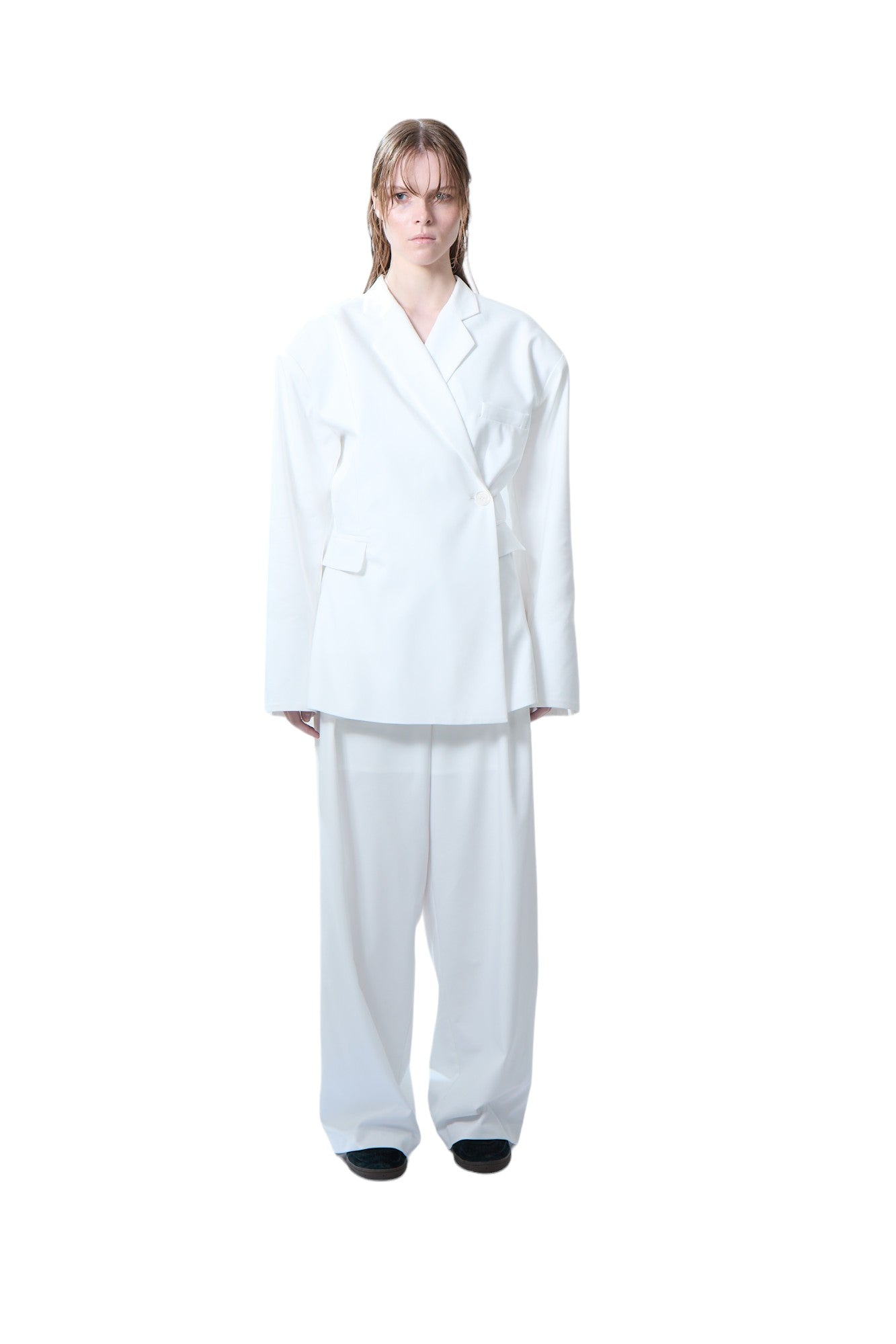 STRUCTURED OVERSIZED BLAZER - WHITE